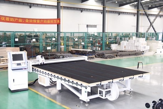 China Het Glassnijdenmateriaal van de hoge snelheidsspiegel. Volledige Automatische Glassnijdenmachine leverancier