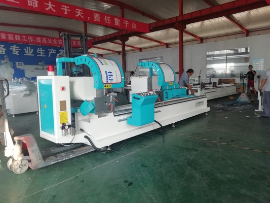 China CNC het Knipsel van het Aluminiumprofiel zag Aluminiumdeur en Venster Makend Machine voor Aluminiumvervaardiging leverancier