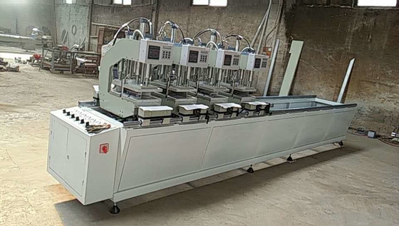 China Hoofddeur vier en Venster het Lassenmachine van Verwerkingsupvc voor het Lassen Diverse Profielen leverancier